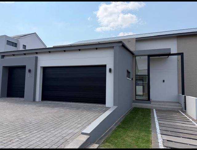 4 BEDROOM HOUSE FOR SALE IN FOUNTAINBROOK ESTATE
